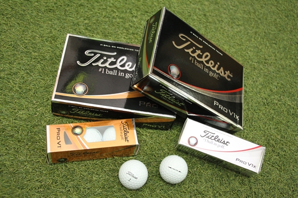 Test Equipment : Titleist Pro V1 และ Pro V1x