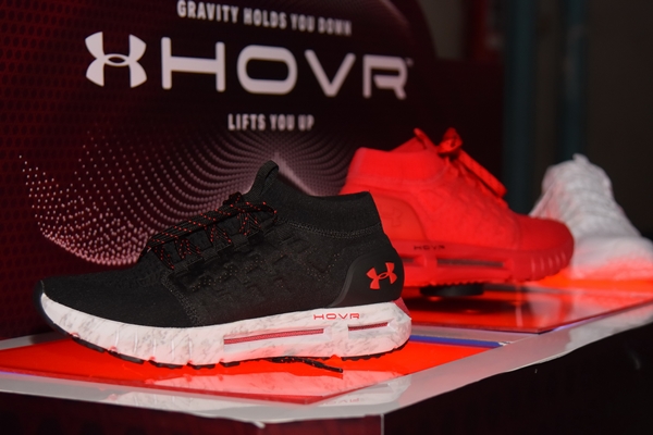 Under Armour เปิดตัว HOVR รองเท้าวิ่งใหม่ให้ความรู้สึกไร้แรงโน้มถ่วง